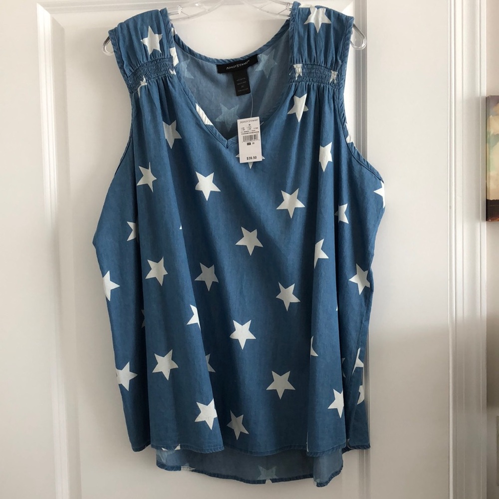 Sleeveless denim and star top